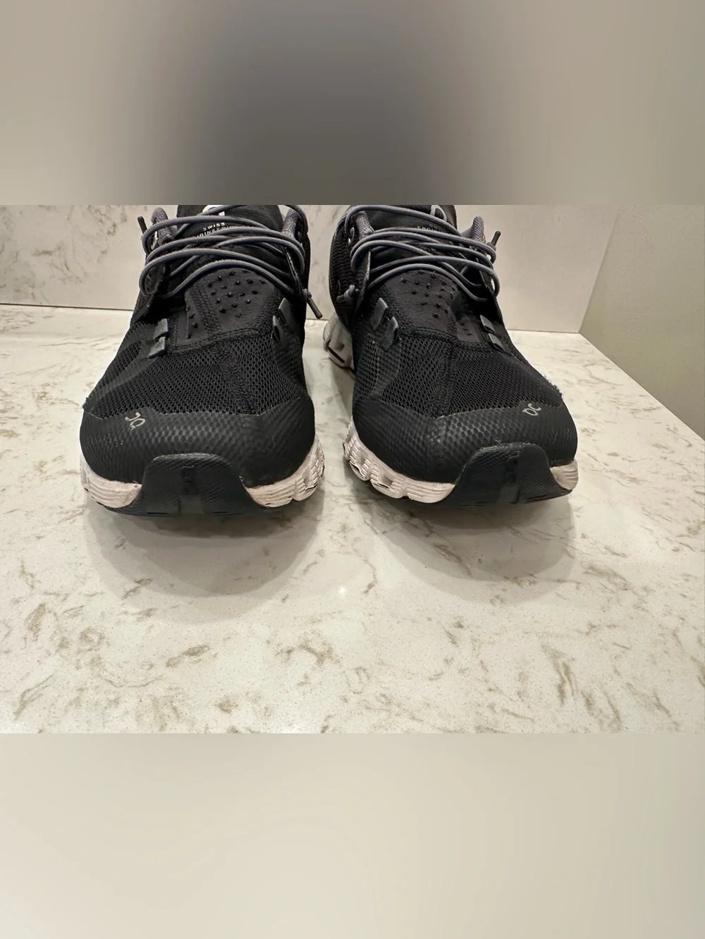 On Cloud 5 Women’s Running Shoes 8.5